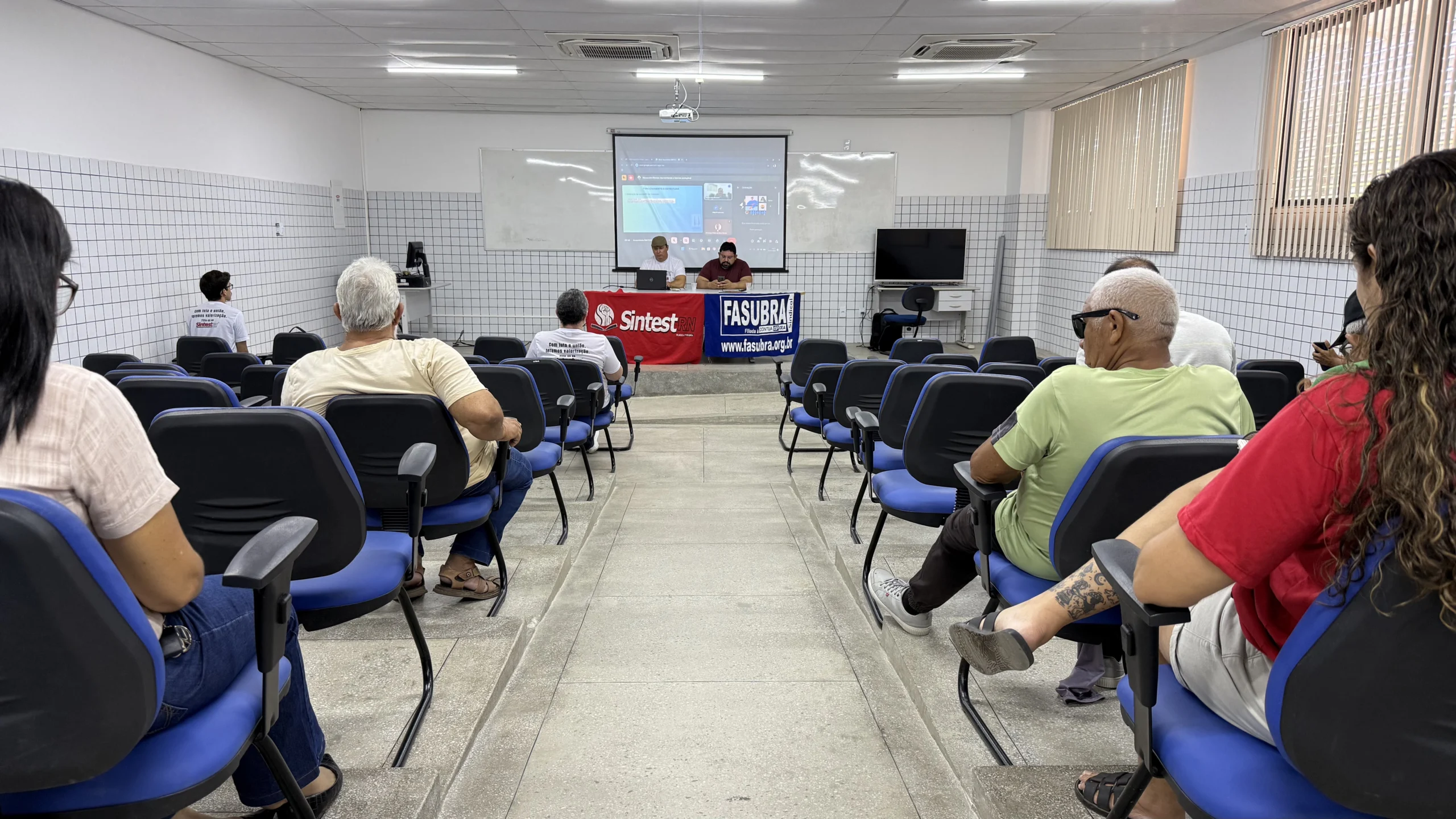 Assembleia da UFERSA discute implementação da CIS e RSC