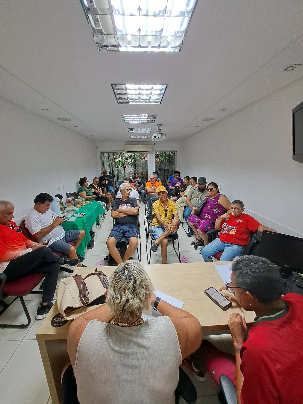 CLG se reúne na sede do sindicato