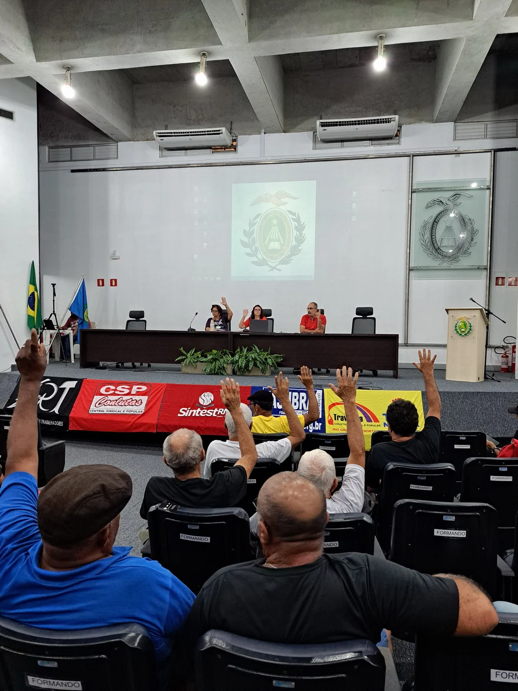 Assembleia debate RSC, direitos dos aposentados e elege representantes ao XIII Encontro de Aposentados, Aposentandos e Pensionistas da FASUBRA