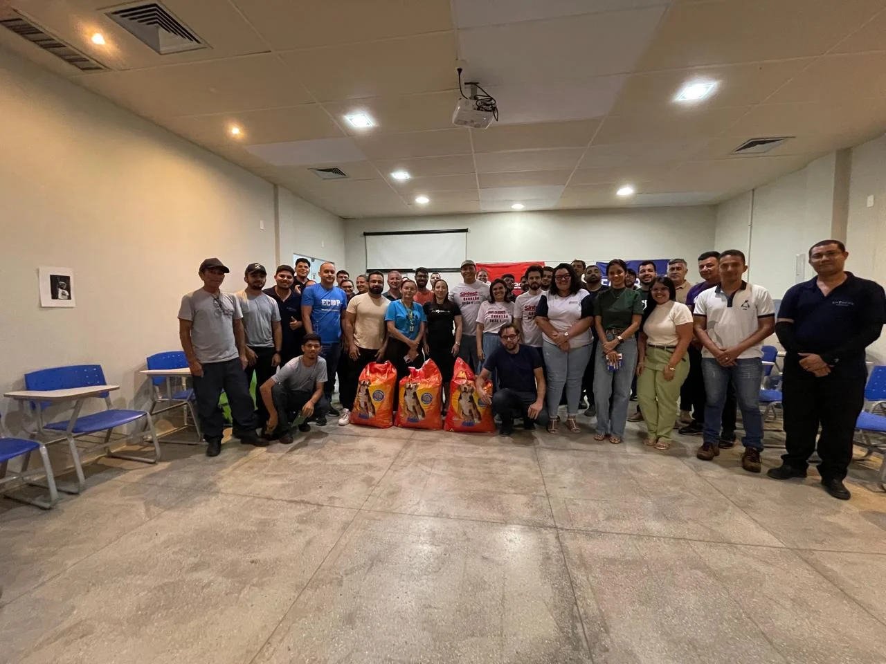 Coordenador-geral do SINTEST/UFERSA visita campus de Pau dos Ferros durante a Semana do Servidor